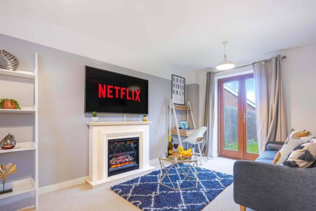 Broughton House With Free Parking, Balcony, Fast Wifi And Smart Tv With Netflix By Yoko Property Milton Keynes Exteriör bild